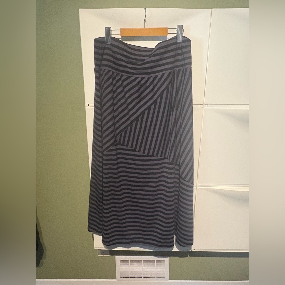 Addition Elle Black and Gray Asymmetrical Pencil Skirt